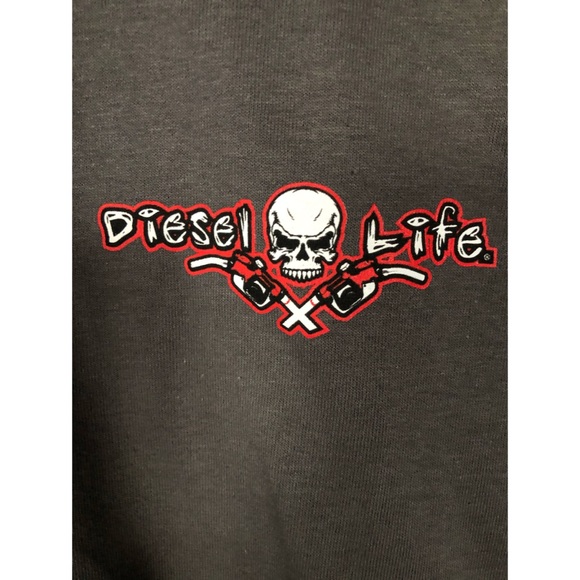 🌟NEW🌟 Diesel Life Men’s turbo gas mask tee - Picture 4 of 5